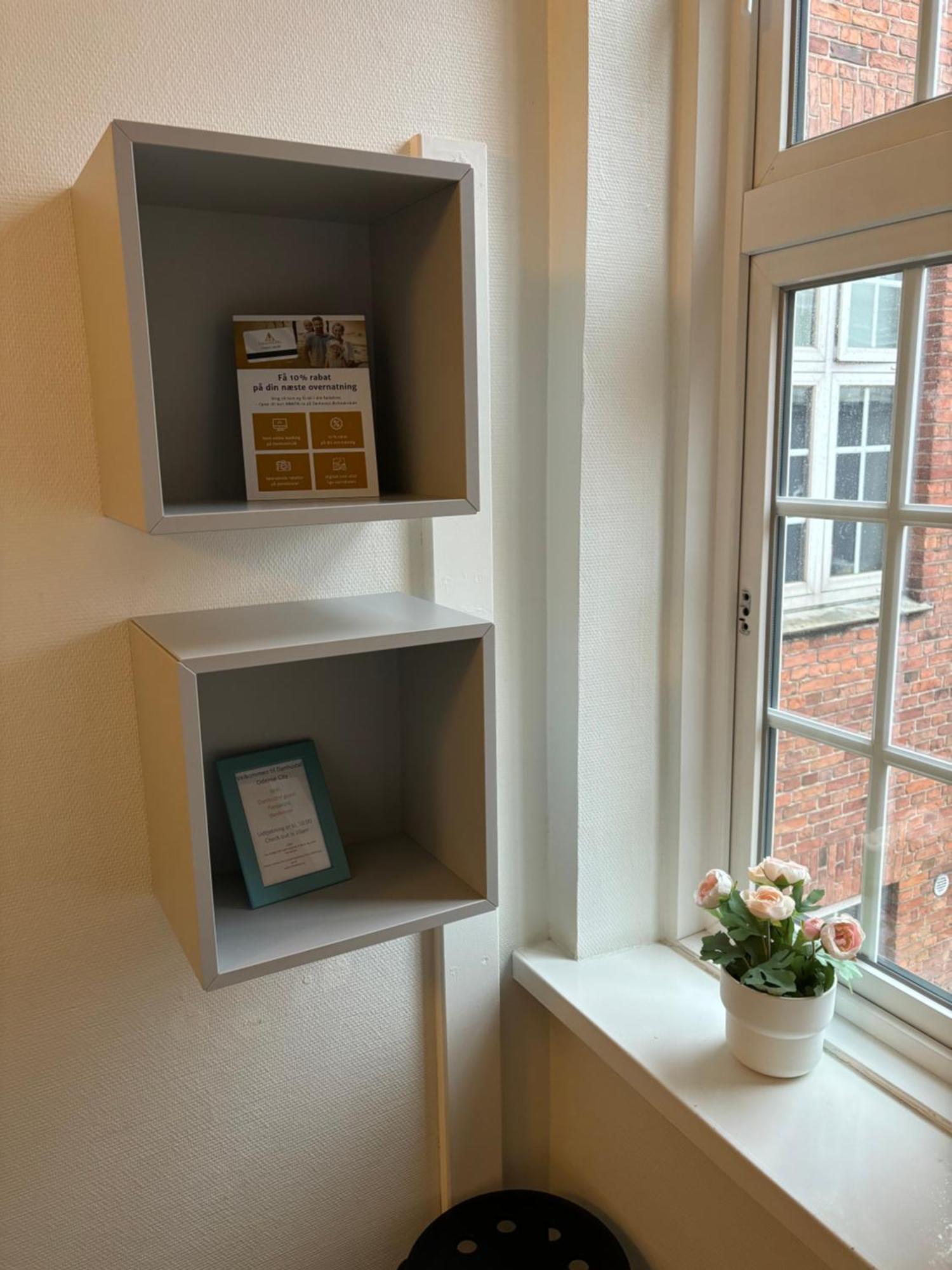 Danhostel Odense City 외부 사진 The window at 221B Baker Street